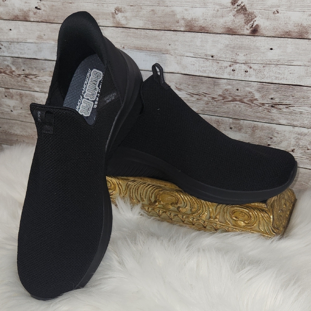 Skechers Men's Black Slip-On Shoes - Picture 7 of 8